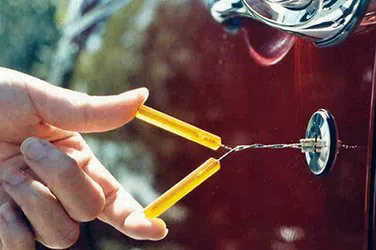 Community Locksmith Store Fairless Hills, PA 215-337-3192 - broken-key-extraction